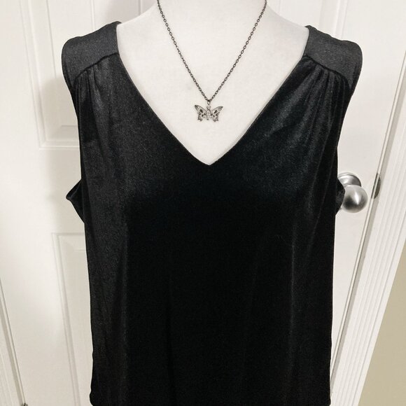 OLD NAVY Black velvet sleeveless v-neck stretchy top ~ Goth LARGE XL 1X shirt - Picture 3 of 12